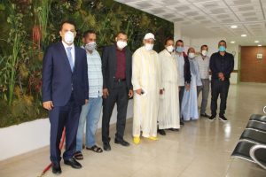زيارة السيد رئيس المجلس الجماعي للعيون لتوزيع المساعدات الغذائية على ذوي الدخل المحدود