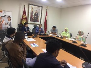 غرفة التجارة والصناعة والخدمات تنظم لقاءا تواصليا مع متدربي مركز العيون لتأهيل الكفاءات